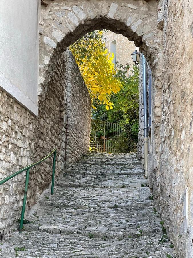 Fleurs De Provence Apartment L'Isle-sur-la-Sorgue Bagian luar foto